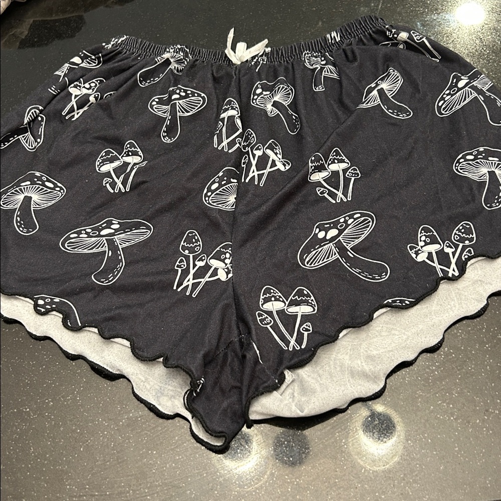 SHEIN Black and White Mushroom Print Shorts